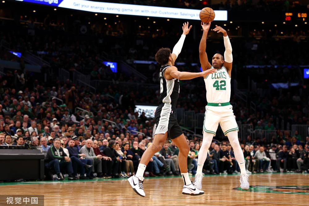 复杂多变及 复杂多变及